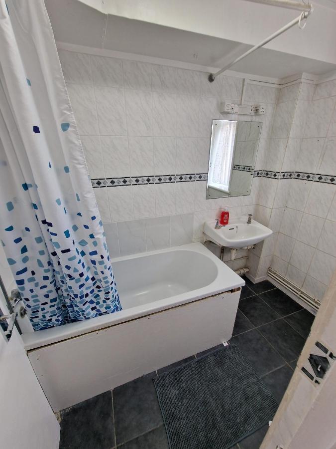Double Room With Excellent Views - Central Лондон Екстериор снимка